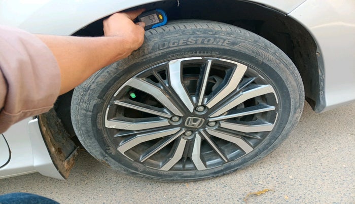 2017 Honda City 1.5L I-VTEC VX CVT, Petrol, Automatic, 83,259 km, tyre