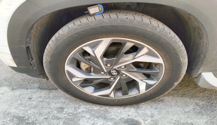 2022 Hyundai Creta SX (O) AT 1.5 DIESEL, Diesel, Automatic, 60,615 km, tyre