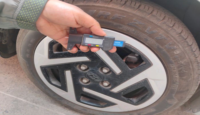 2023 Hyundai GRAND I10 NIOS SPORTZ 1.2 KAPPA VTVT, Petrol, Manual, 10,238 km, tyre