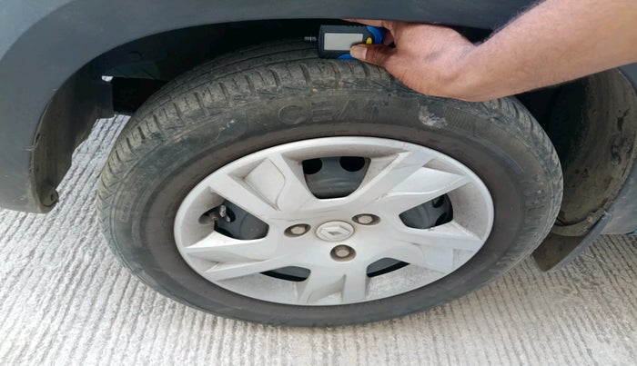 2020 Renault Kwid RXL, Petrol, Manual, 60,407 km, tyre