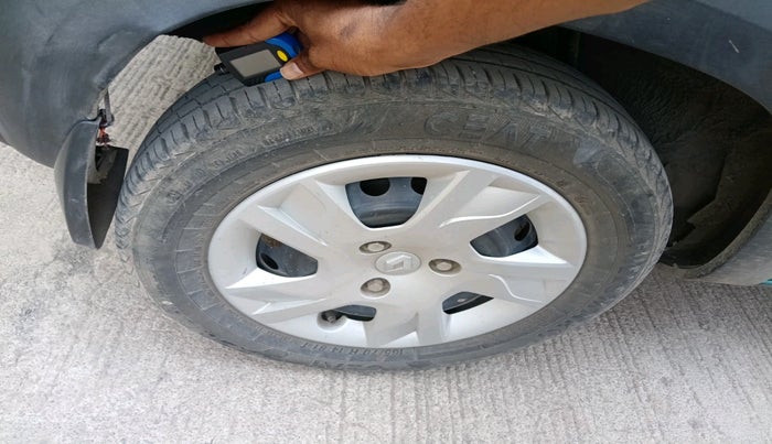 2020 Renault Kwid RXL, Petrol, Manual, 60,407 km, tyre