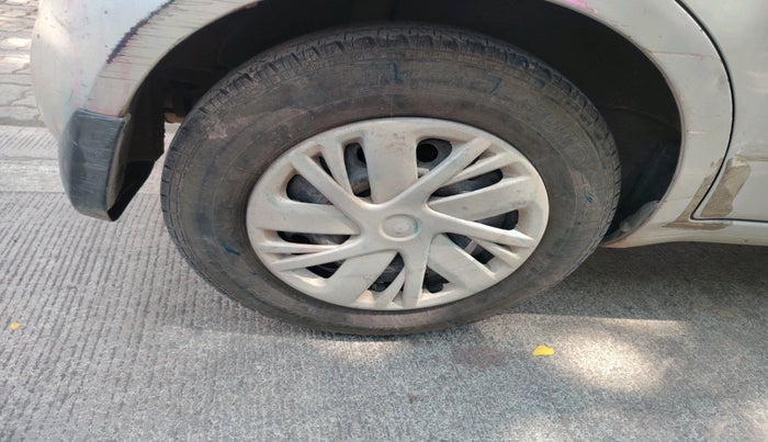 2010 Maruti Ritz VXI, Petrol, Manual, 83,428 km, tyre