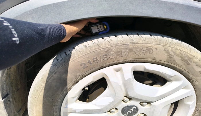 2022 KIA SONET HTK 1.2, Petrol, Manual, 83,200 km, tyre