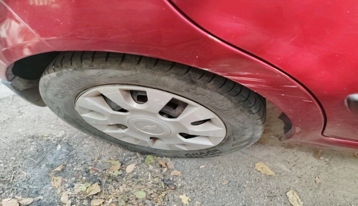 2011 Chevrolet Spark LT 1.0, Petrol, Manual, 80,719 km, tyre