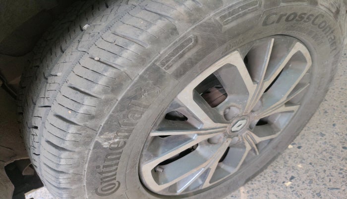 2019 Renault Duster 110 PS RXZ MT DIESEL, Diesel, Manual, 81,500 km, tyre