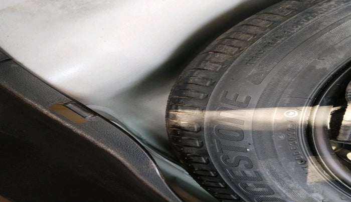 2022 Hyundai NEW I20 ASTA (O) 1.2 MT, Petrol, Manual, 40,862 km, tyre