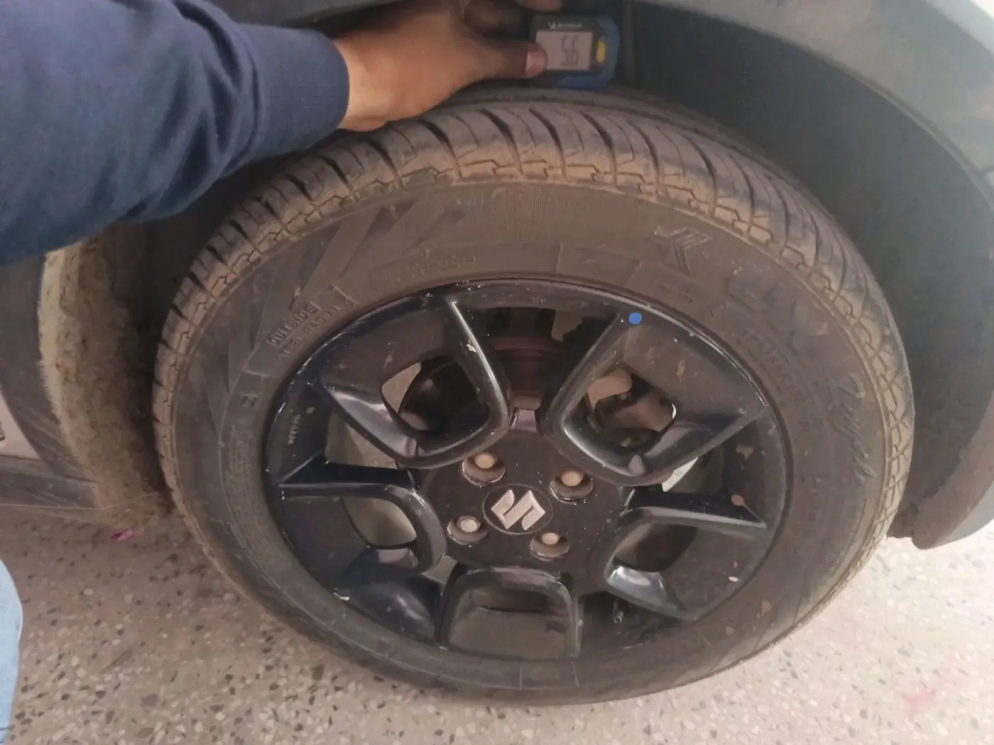 2023 Maruti IGNIS ZETA 1.2, Petrol, Manual, 69,296 km, tyre