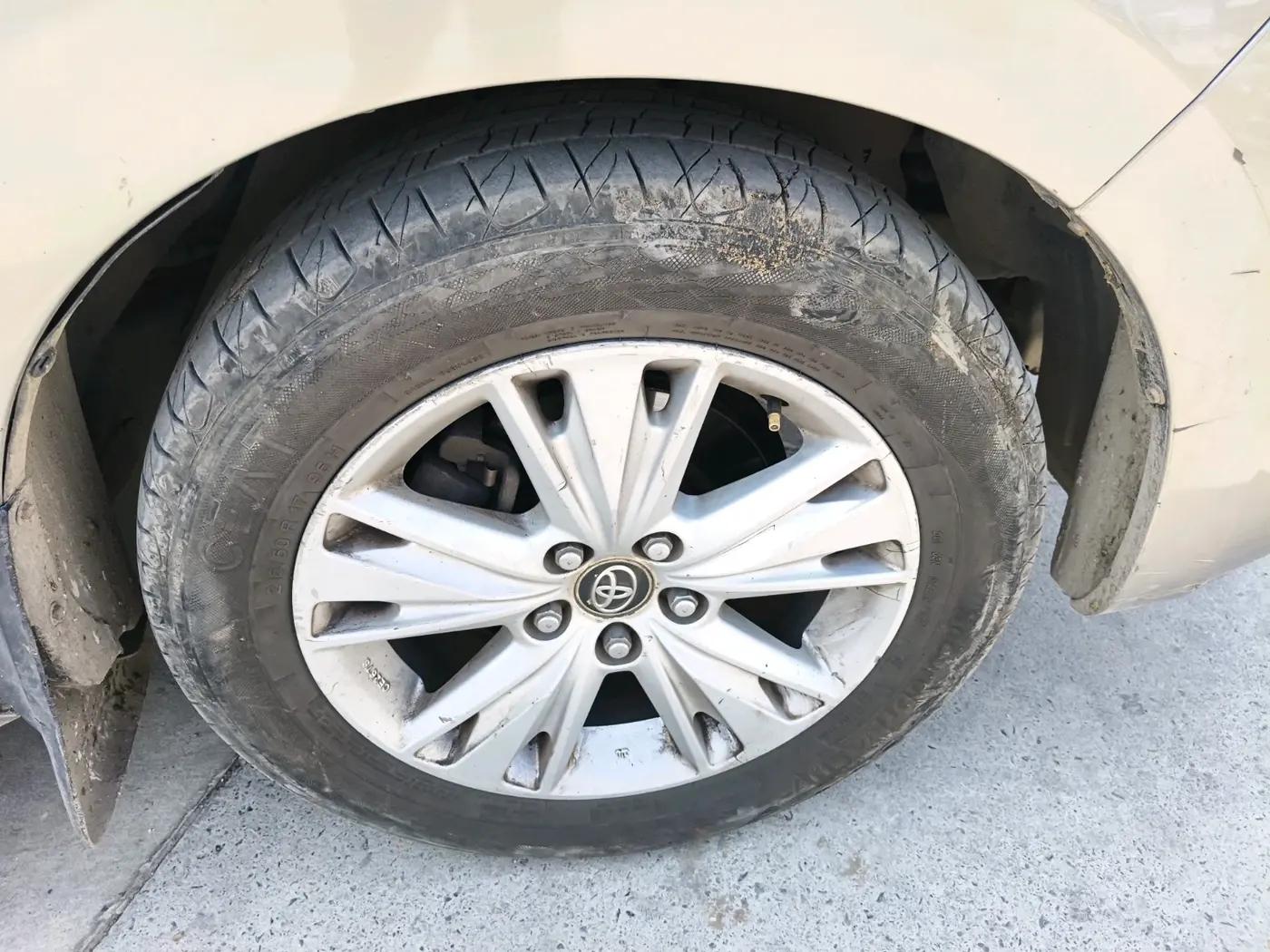 2018 Toyota Innova Crysta 2.8 ZX AT 7 STR, Diesel, Automatic, 79,360 km, tyre