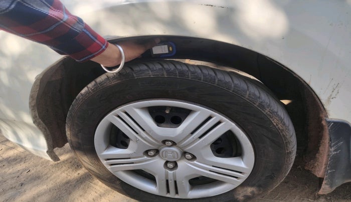 2012 Honda City 1.5L I-VTEC E MT, Petrol, Manual, 90,752 km, tyre