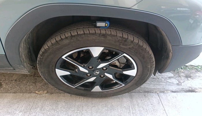 2023 Tata PUNCH CREATIVE  AMT, Petrol, Automatic, 11,722 km, tyre