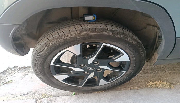 2023 Tata PUNCH CREATIVE  AMT, Petrol, Automatic, 11,722 km, tyre