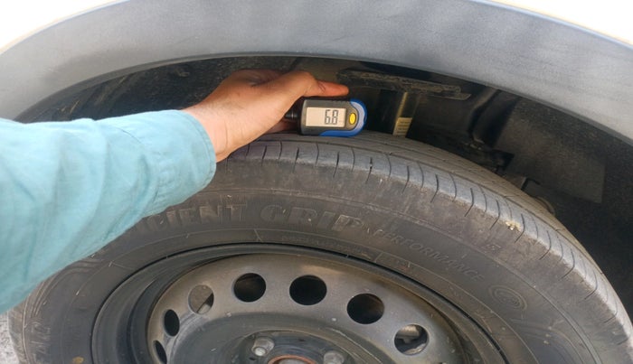 2018 Tata NEXON XMA PETROL, Petrol, Automatic, 54,016 km, tyre