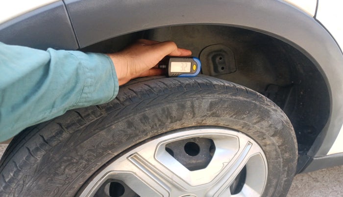 2018 Tata NEXON XMA PETROL, Petrol, Automatic, 54,016 km, tyre