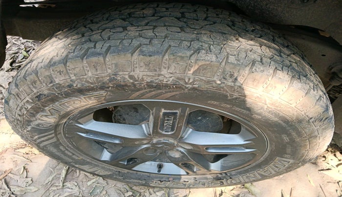 2023 Mahindra Thar LX HT PETROL 4WD MT, Petrol, Manual, 12,680 km, tyre