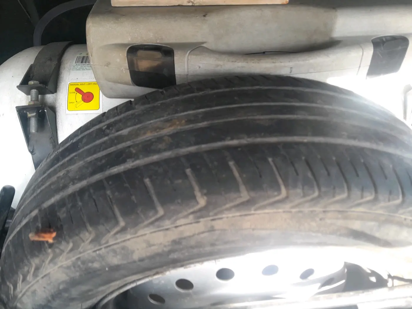 2022 Maruti New Wagon-R LXI CNG 1.0, CNG, Manual, 70,714 km, tyre