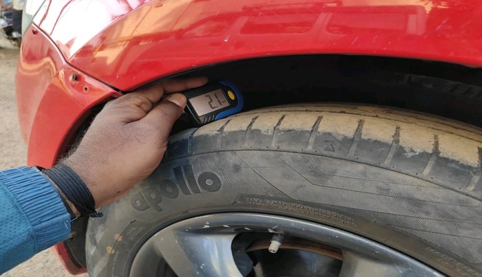 2012 Skoda Rapid ACTIVE 1.6 TDI CR MT, Diesel, Manual, 1,29,059 km, tyre