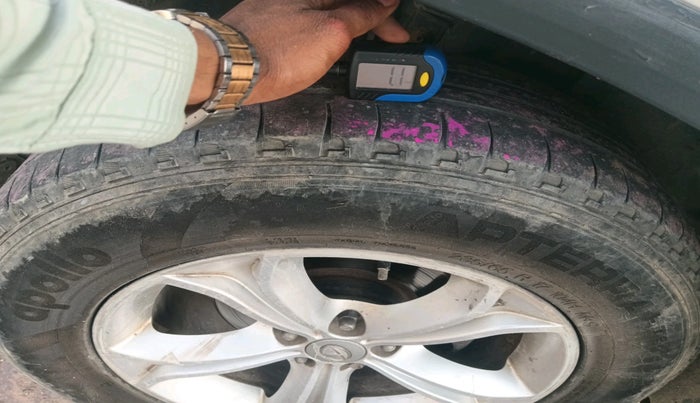 2019 Tata Harrier XT 2.0L KRYOTEC, Diesel, Manual, 75,720 km, tyre