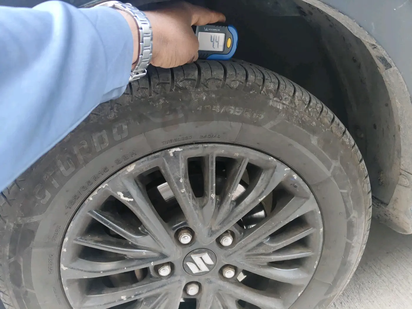 2020 Maruti XL6 ZETA MT, CNG, Manual, 88,191 km, tyre