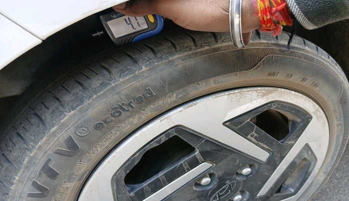 2024 Hyundai GRAND I10 NIOS SPORTZ 1.2 KAPPA VTVT CNG, CNG, Manual, 45,412 km, tyre