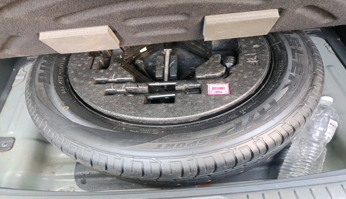 2018 Hyundai Creta SX PLUS AT 1.6 PETROL, Petrol, Automatic, 1,00,553 km, tyre