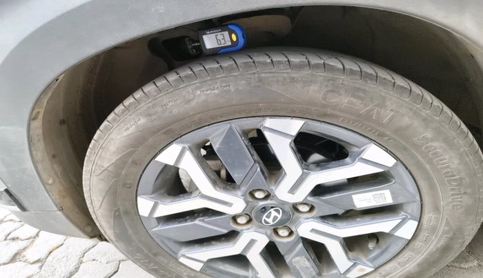 2024 Hyundai EXTER SX (O) CONNECT 1.2 MT DUAL TONE, Petrol, Manual, 14,356 km, tyre