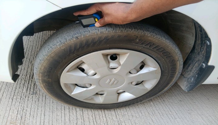 2017 Maruti Wagon R 1.0 LXI CNG, CNG, Manual, 70,101 km, tyre