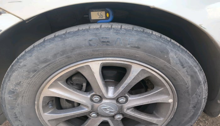 2016 Hyundai Grand i10 ASTA (O) AT 1.2 KAPPA VTVT, Petrol, Automatic, 1,57,697 km, tyre