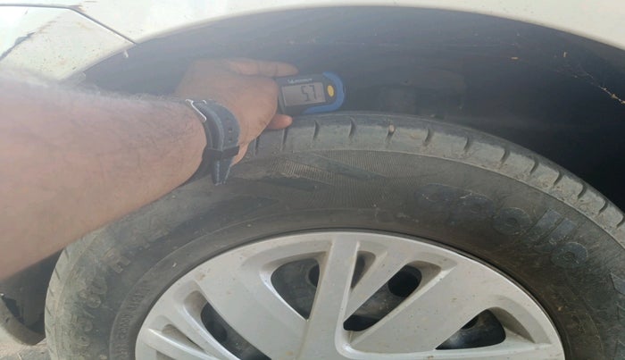 2016 Maruti Swift VXI, Petrol, Manual, 64,292 km, tyre