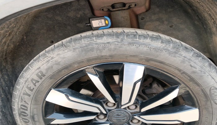 2019 MG HECTOR SHARP 1.5 DCT PETROL, Petrol, Automatic, 70,860 km, tyre