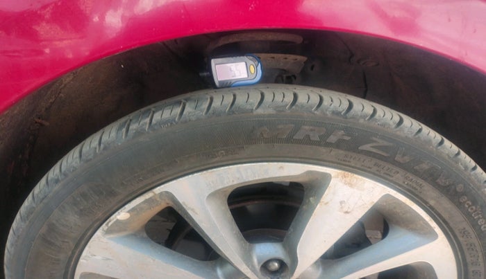 2015 Hyundai Elite i20 ASTA 1.2, Petrol, Manual, 1,24,369 km, tyre