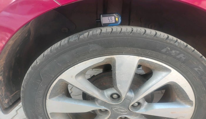 2015 Hyundai Elite i20 ASTA 1.2, Petrol, Manual, 1,24,369 km, tyre