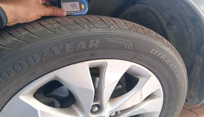 2016 Honda CRV 2.4L 2WD AT, Petrol, Automatic, 43,174 km, tyre