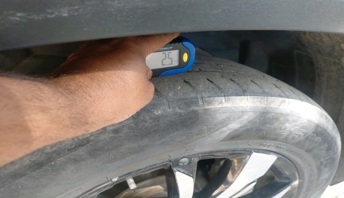 2019 MG HECTOR SHARP 1.5 DCT PETROL, Petrol, Automatic, 90,388 km, tyre