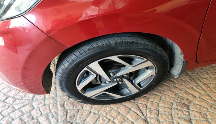 2020 Hyundai AURA SX PLUS 1.2 AMT, Petrol, Automatic, 26,572 km, tyre