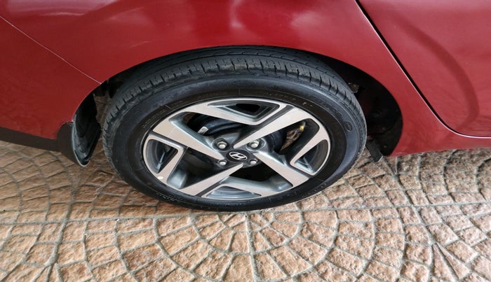 2020 Hyundai AURA SX PLUS 1.2 AMT, Petrol, Automatic, 26,572 km, tyre