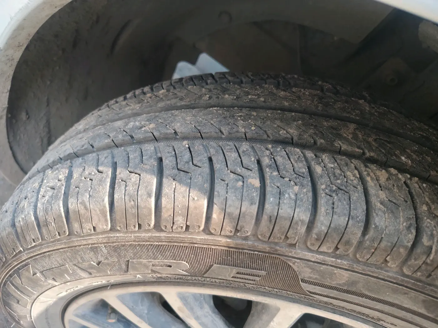 2017 Maruti Swift Dzire ZDI AMT, Diesel, Automatic, 99,646 km, tyre