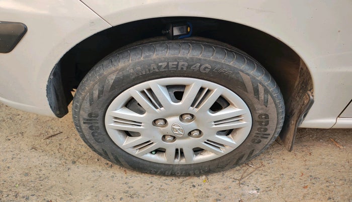 2012 Hyundai Santro Xing GLS LPG, Petrol, Manual, 57,598 km, tyre