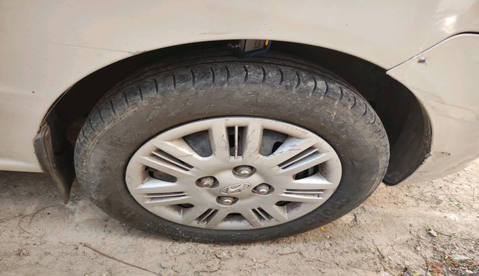 2012 Hyundai Santro Xing GLS LPG, Petrol, Manual, 57,598 km, tyre