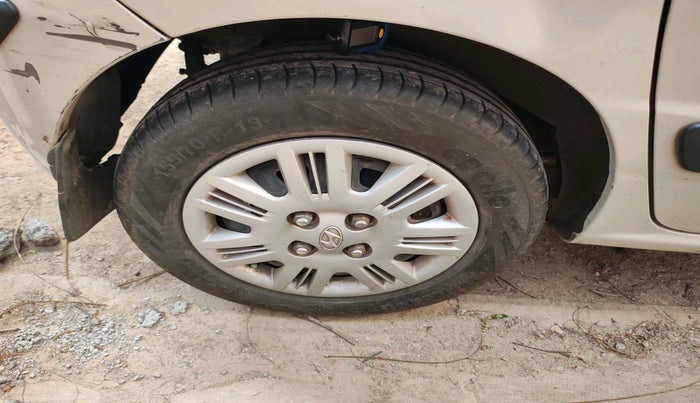 2012 Hyundai Santro Xing GLS LPG, Petrol, Manual, 57,598 km, tyre