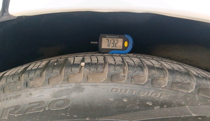 2020 Landrover Range Rover Sport SE 2.0 PETROL, Petrol, Automatic, 67,887 km, tyre