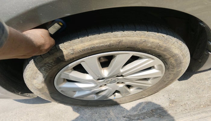 2016 Maruti Swift Dzire ZDI, Diesel, Manual, 88,071 km, tyre