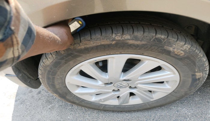 2016 Maruti Swift Dzire ZDI, Diesel, Manual, 88,071 km, tyre