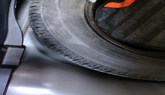 2021 Hyundai NEW I20 ASTA (O) 1.0 TURBO GDI DCT, Petrol, Automatic, 24,318 km, tyre