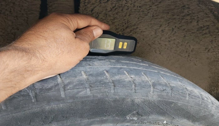 2017 Maruti Baleno ZETA DIESEL 1.3, Diesel, Manual, 68,083 km, tyre