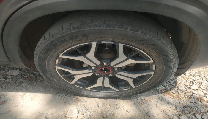 2022 KIA SELTOS GTX PLUS 1.4, Petrol, Manual, 61,695 km, tyre