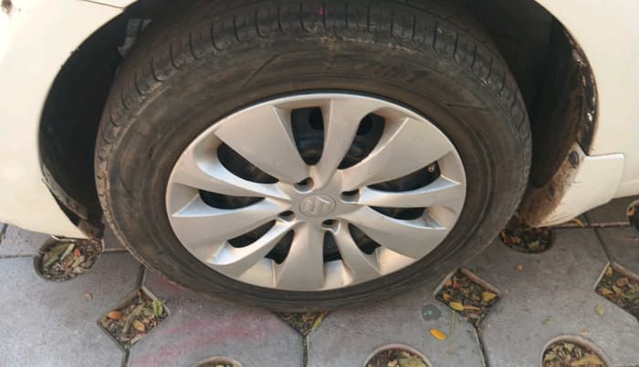 2015 Maruti Ciaz VDI +, Diesel, Manual, 98,888 km, tyre