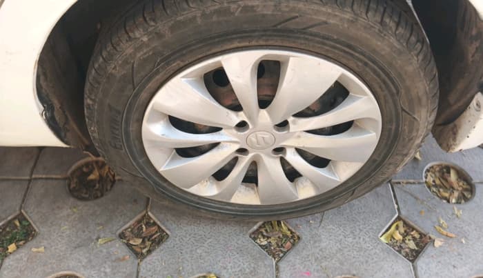 2015 Maruti Ciaz VDI +, Diesel, Manual, 98,888 km, tyre