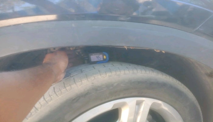 2021 KIA SONET HTX 1.0 IMT, Petrol, Manual, 91,471 km, tyre