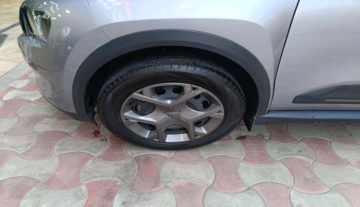 2023 CITROEN C3 AIRCROSS PLUS 1.2 5 STR, Petrol, Manual, 18,472 km, tyre