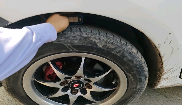 2017 Hyundai XCENT PRIME T VTVT  PLUS, CNG, Manual, 1,31,925 km, tyre